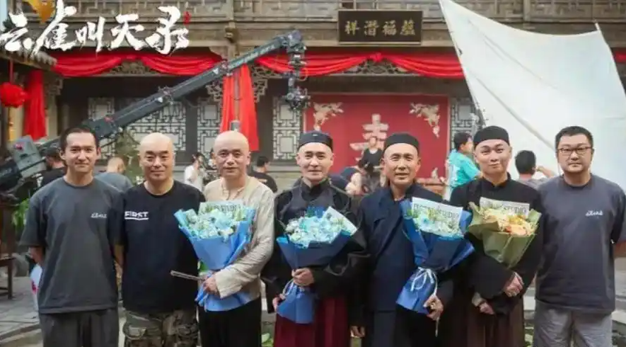 云雀叫天录定档！六小龄童给他当师父，张一山剃光头学唱戏